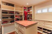 walk in closet